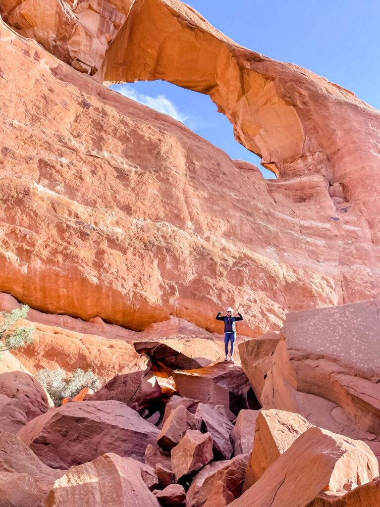 Hiking in Arches national Park Moab, Utah