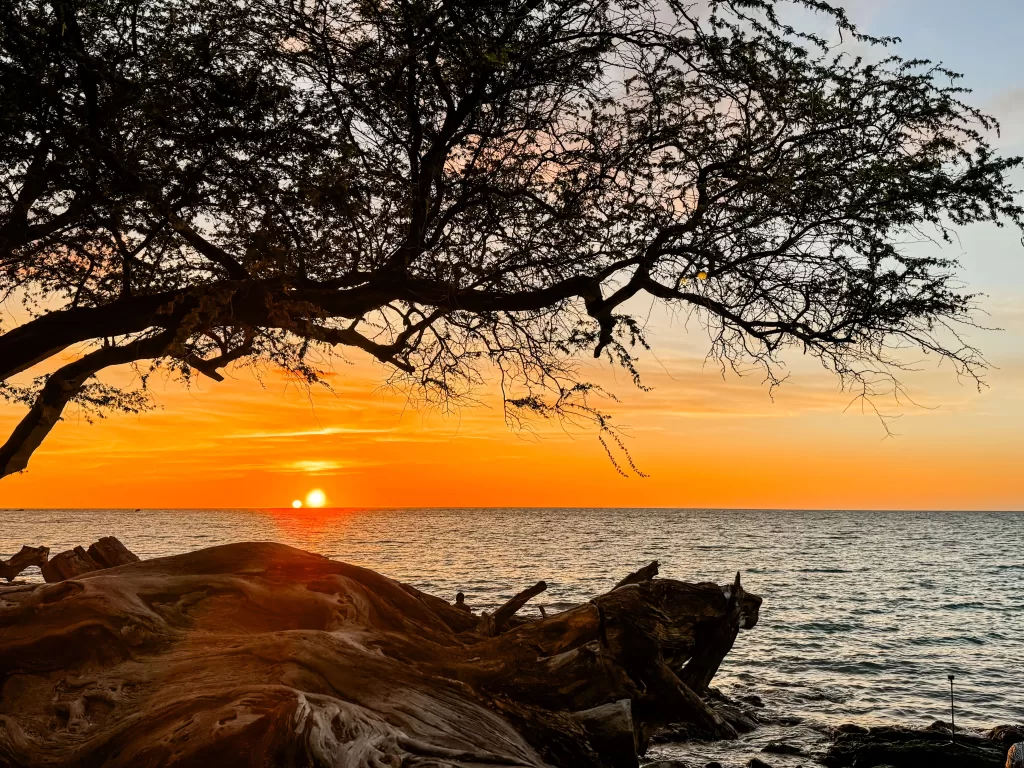 sunset in kona Hawaii